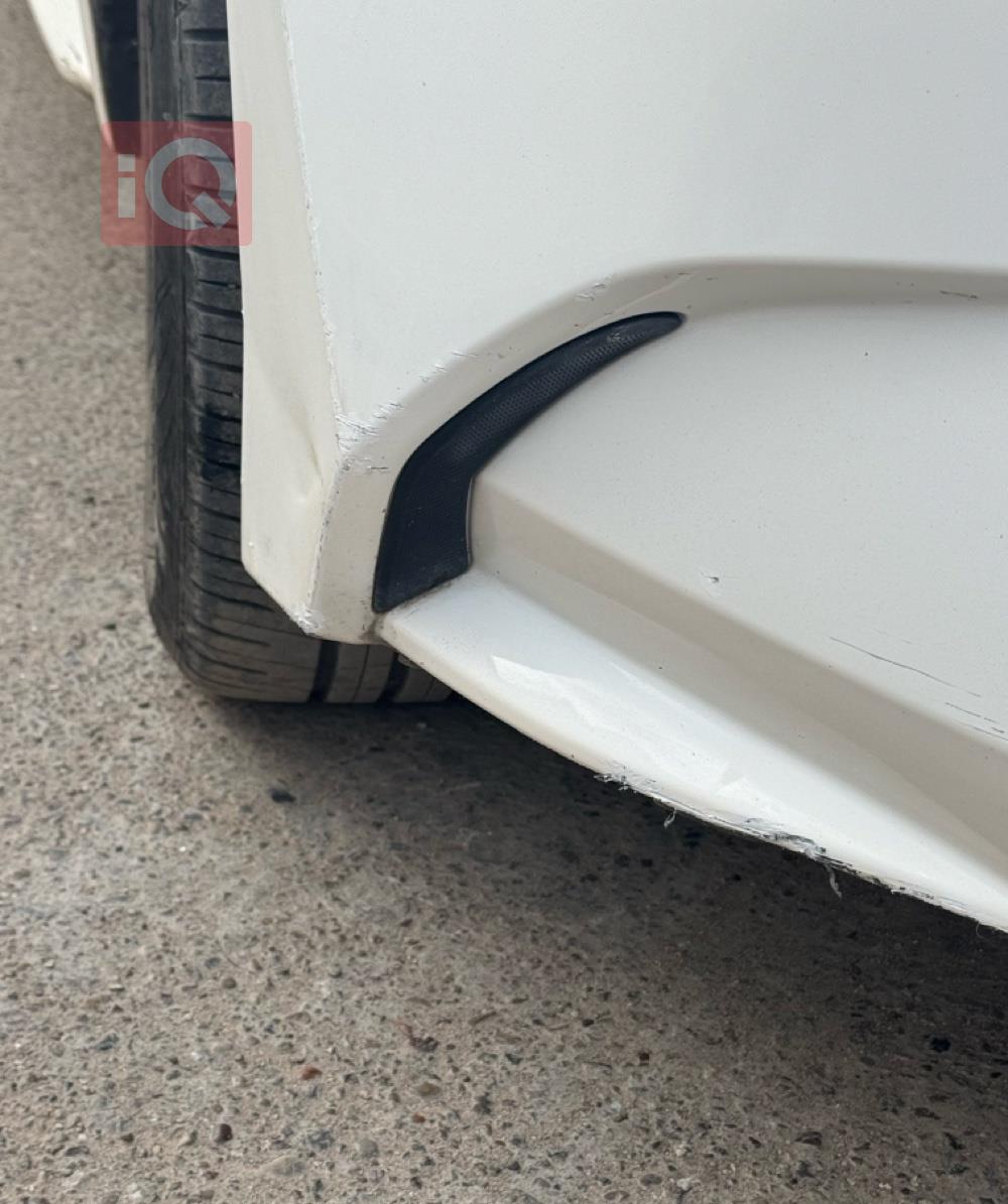 تۆیۆتا کۆرۆلا